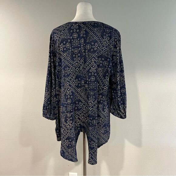 Lucky Brand Blue 3/4 Sleeve Relaxed long sleeve Blouse size 1X - Picture 7 of 13